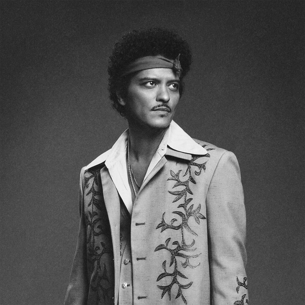 Bruno Mars – Artist – 97.9 WRMF