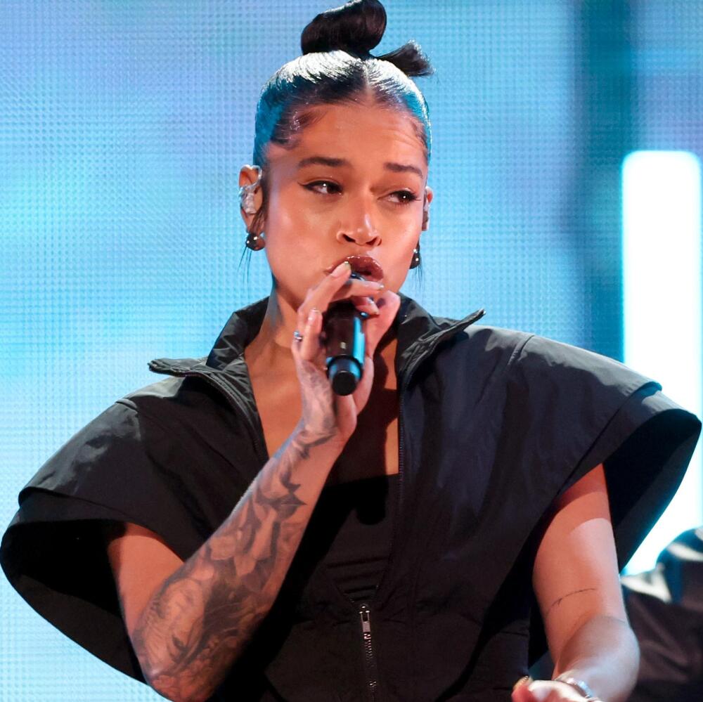 Ella Mai 10インチ Orlando… this one for the lovers 🎶🔥 Multi-platinum, Grammy